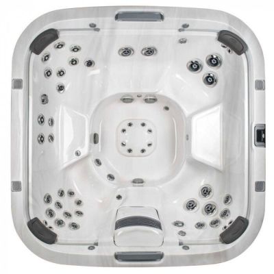 SPA бассейн JACUZZI Luxury J-585 (Италия), 231 х 231 х 92 cm