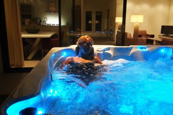 SPA бассейн PassionSpas Repose (Нидерланды), 245х204х85 cm