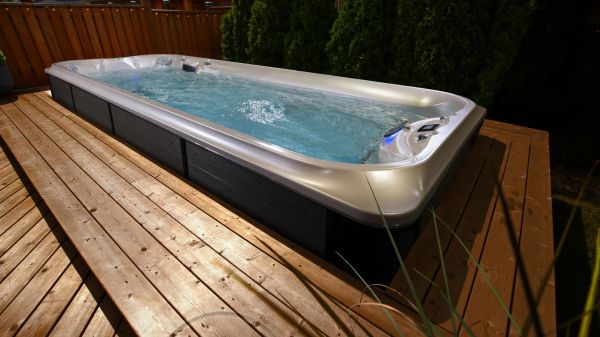 SPA бассейн JACUZZI POWERACTIVE J-19 (Италия), 564 x 236 x 134 cm