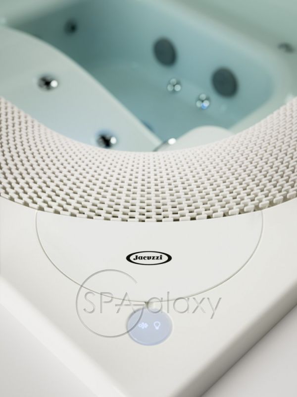 SPA бассейн JACUZZI VIRTUS PRO (Италия), 250x215x93 см